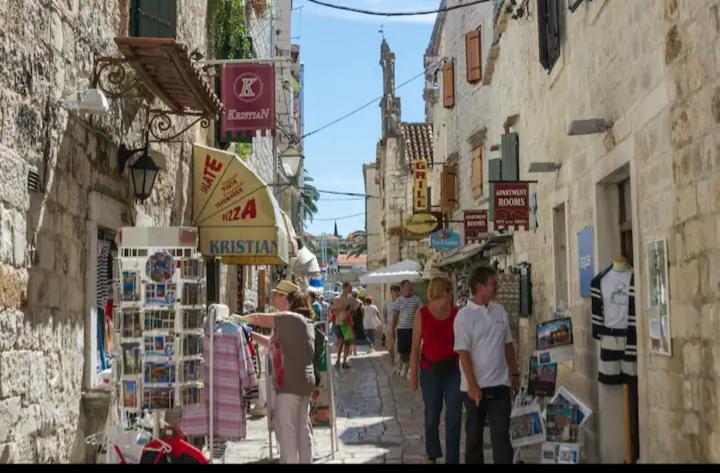 Lux Trogir Apartment Екстериор снимка